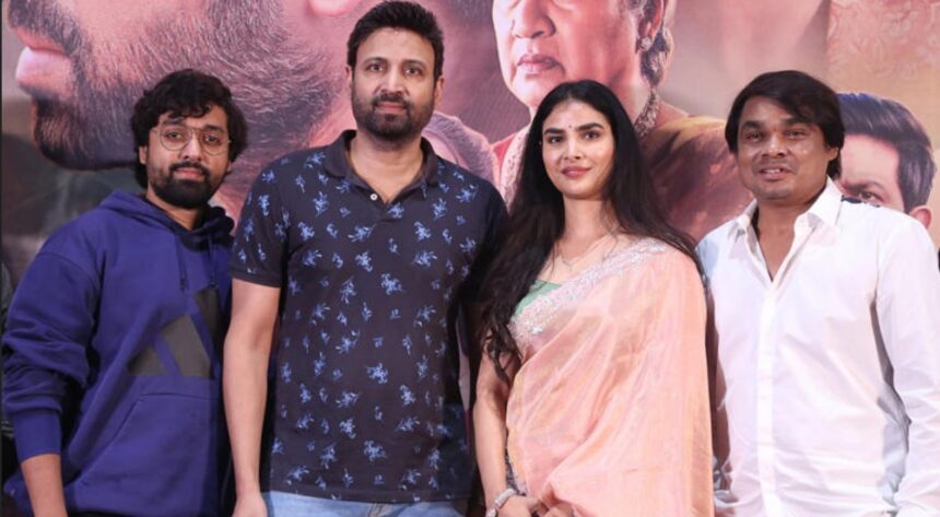 Hunterfly 026 07 29 084727 Sumanth and Aishwarya Rajesh in the promotional poster of Mahendragiri Varahi.