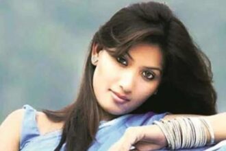 Hunterfly 07 18 175451 Actress Meenakshi Thapa during her early Bollywood career before the tragic events that shocked the film industry.