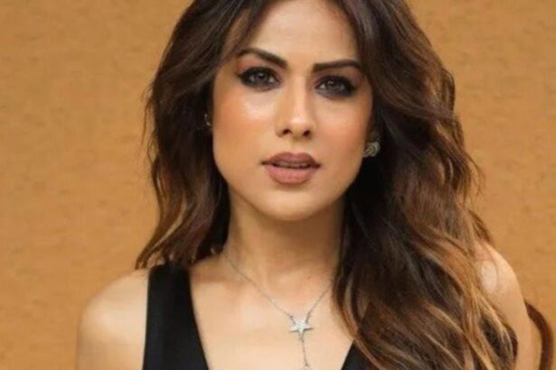 Hunterfly 2026 07 27 200813 Nia Sharma shares an emotional farewell after the Laughter Chefs Season 3 grand finale.