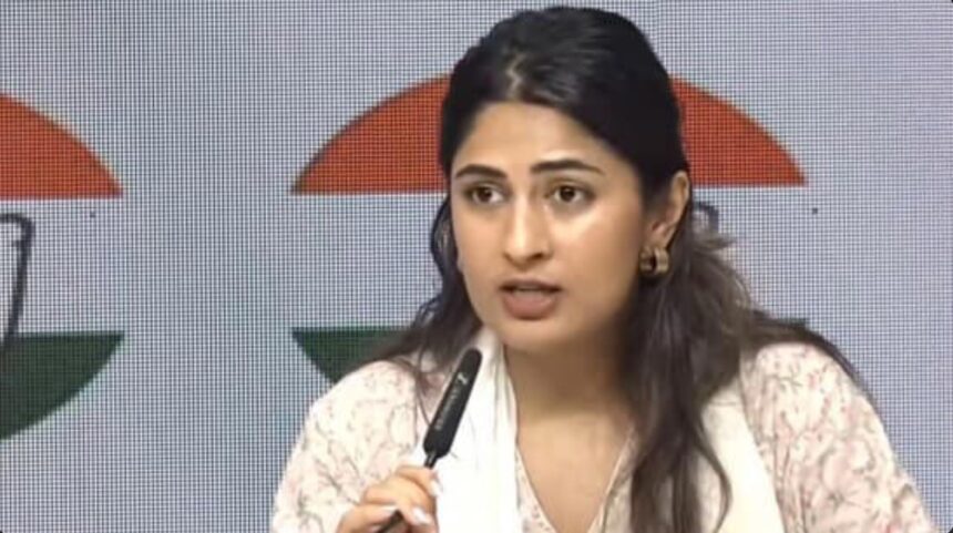 Gurmehar Kaur addresses a press conference announcing the Congress legal aid helpline for students.