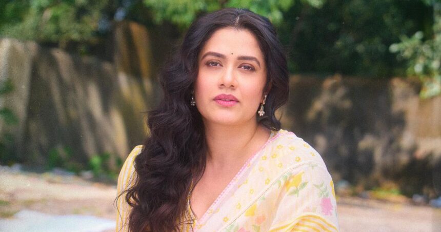 Hunterfly 212074 esaavytaie 1771603874 Girija Oak actress known for Taare Zameen Par and Jawan