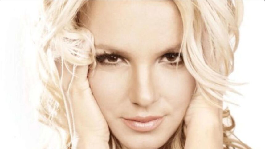 Hunterfly 26 07 08 095808 Britney Spears attends an event as her memoir-based biopic moves forward at Universal Pictures