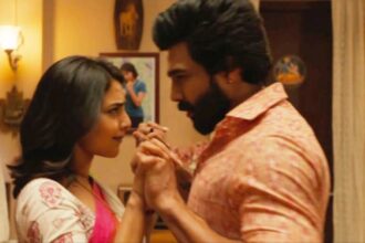 Hunterfly 26 07 15 234333 Vishnu Vishal in Gatta Kusthi 2 during a wrestling sequence from the hit sports drama