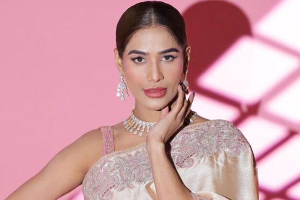 Hunterfly 26 07 31 005126 Poonam Pandey during an exclusive interview discussing her career and personal growth.