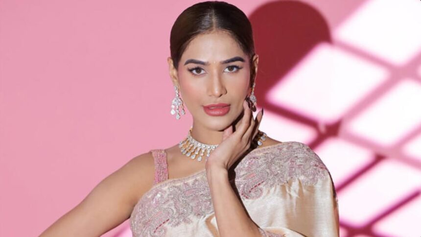 Hunterfly 26 07 31 005126 Poonam Pandey during an exclusive interview discussing her career and personal growth.