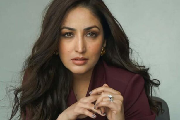 Hunterfly 26 07 31 102516 Yami Gautam speaking during a promotional event.