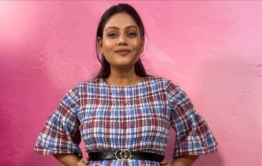 Hunterfly 26 08 04 103639 Nidhi Mahawan posing during a promotional photoshoot