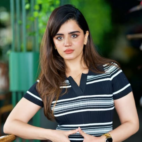Hunterfly Aishwarya Varma02 Hunterfly Aishwarya Varma02