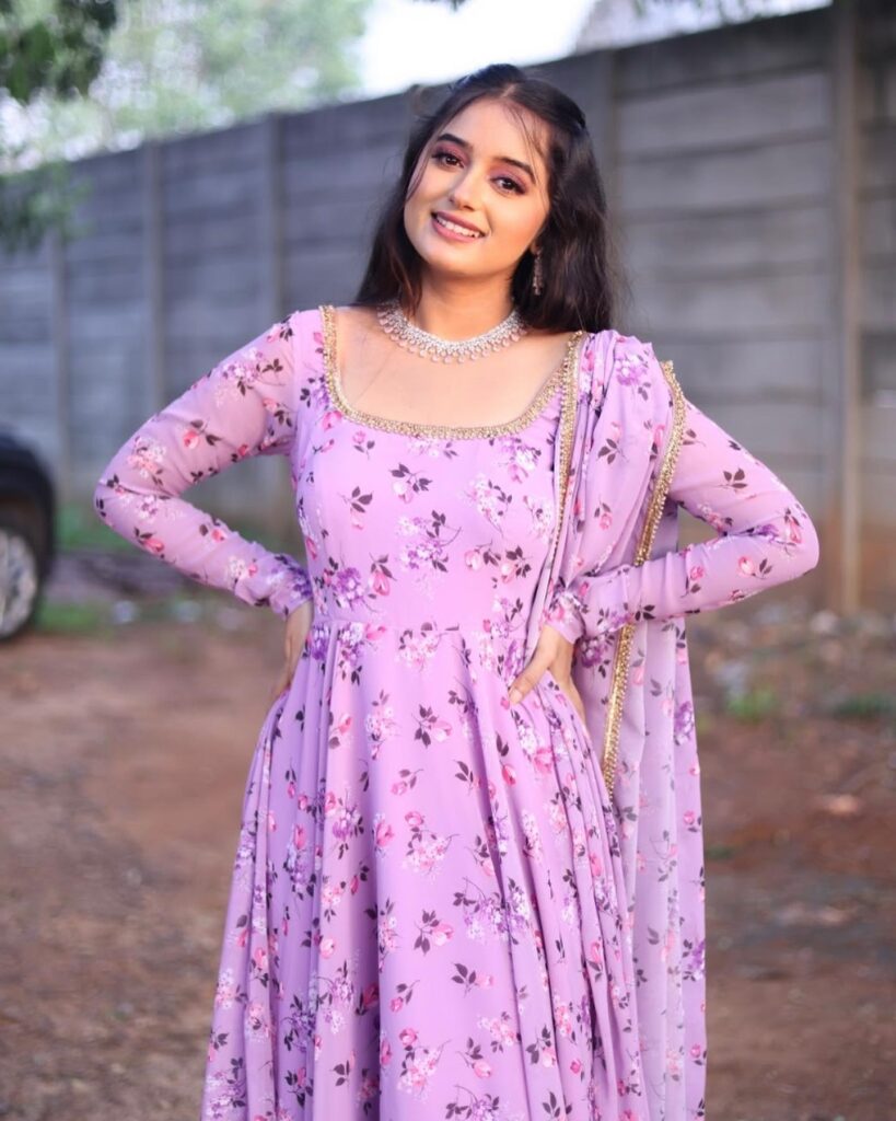 Hunterfly Akshaya Kandamuthan030 Movies
