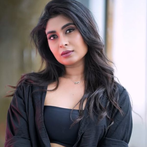 Hunterfly Akshita Bopaiah 2 Hunterfly Akshita Bopaiah 2
