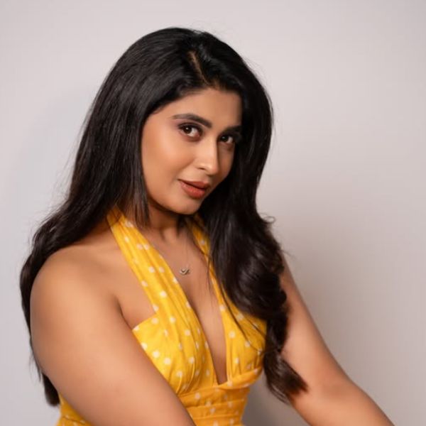Hunterfly Akshita Bopaiah 4 Hunterfly Akshita Bopaiah 4