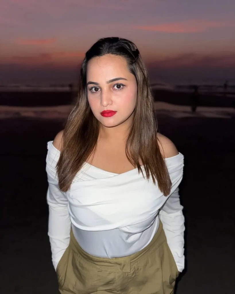 Hunterfly Aliya Naaz2 Popular Web Series