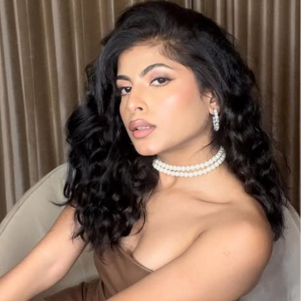 Hunterfly Anjali Gowda004