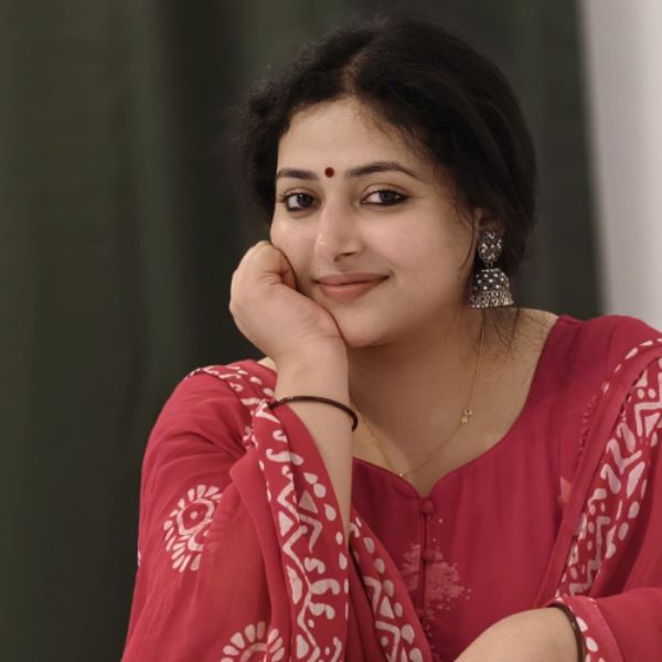 Hunterfly Anu Sithara03