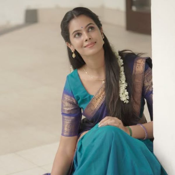 Hunterfly Anusha Hegde03 Hunterfly Anusha Hegde03