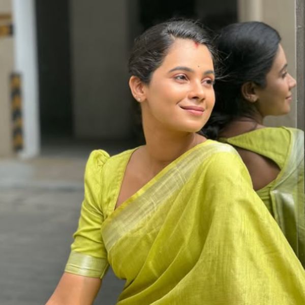 Hunterfly Anusha Hegde04 Hunterfly Anusha Hegde04