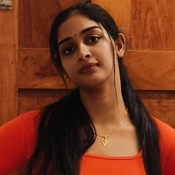 Hunterfly Arthika Social03
