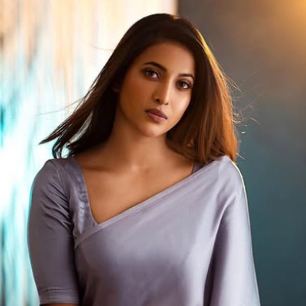 Hunterfly Asha Gowda05
