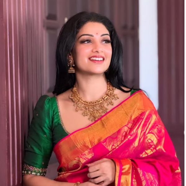 Hunterfly Avantika Mohan03 Hunterfly Avantika Mohan03