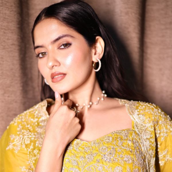 Hunterfly Ayraa Biography 4 Hunterfly Ayraa Biography 4