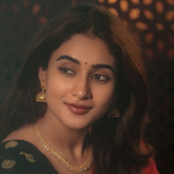Hunterfly Devika Satheesh05 Hunterfly Devika Satheesh05