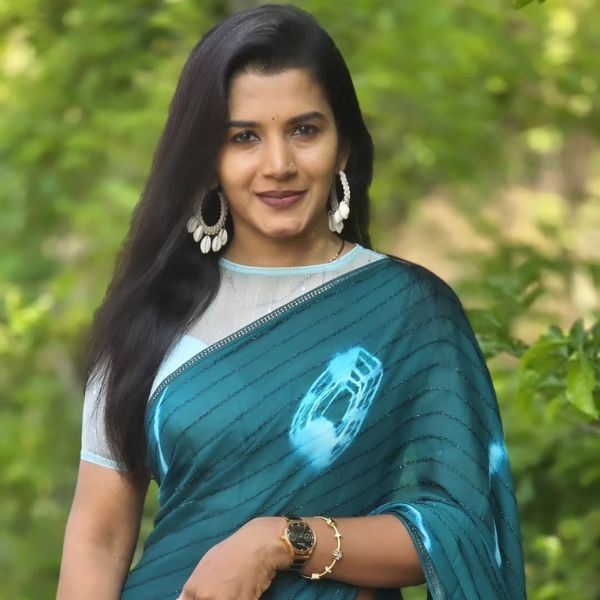 Hunterfly Divyashree Sullia Hunterfly Divyashree Sullia