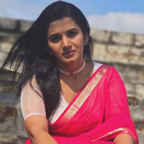 Hunterfly Divyashree Sullia2 Hunterfly Divyashree Sullia2