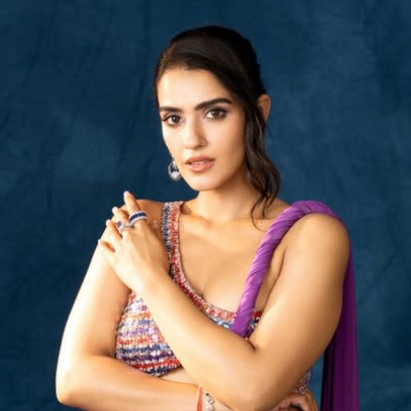 Hunterfly Kavya Thapar 1 Hunterfly Kavya Thapar 1