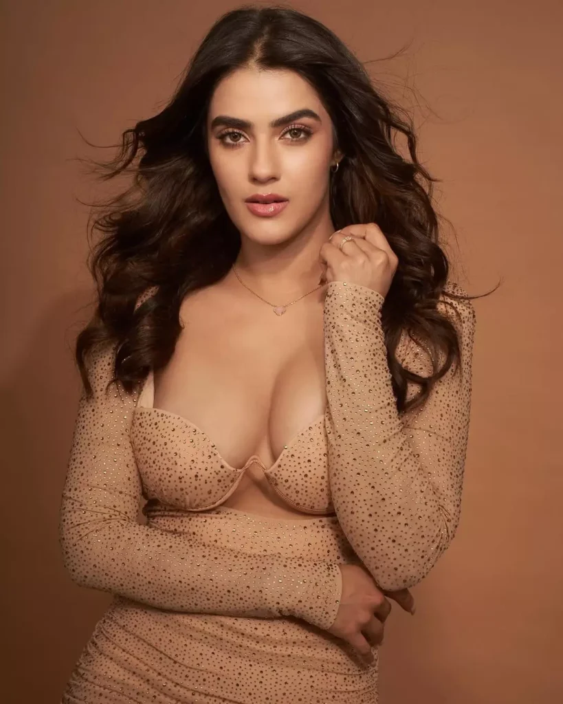 Hunterfly Kavya Thapar 3