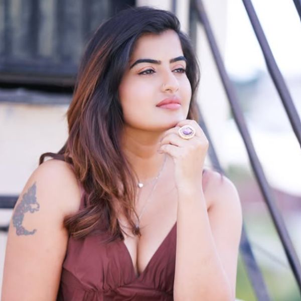 Hunterfly Keerthana Poduval03