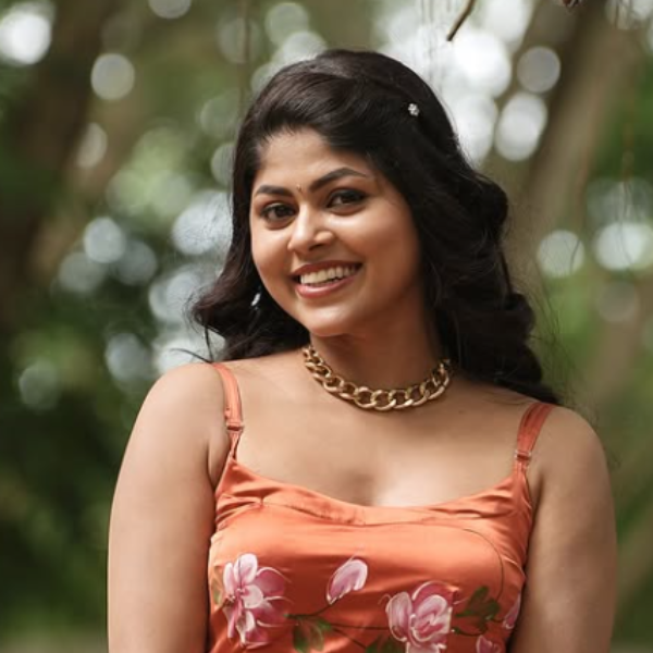 Hunterfly Keerthika Saminathan02
