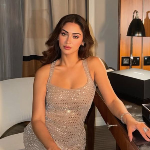 Hunterfly Krystle Dsouza01 Hunterfly Krystle Dsouza01