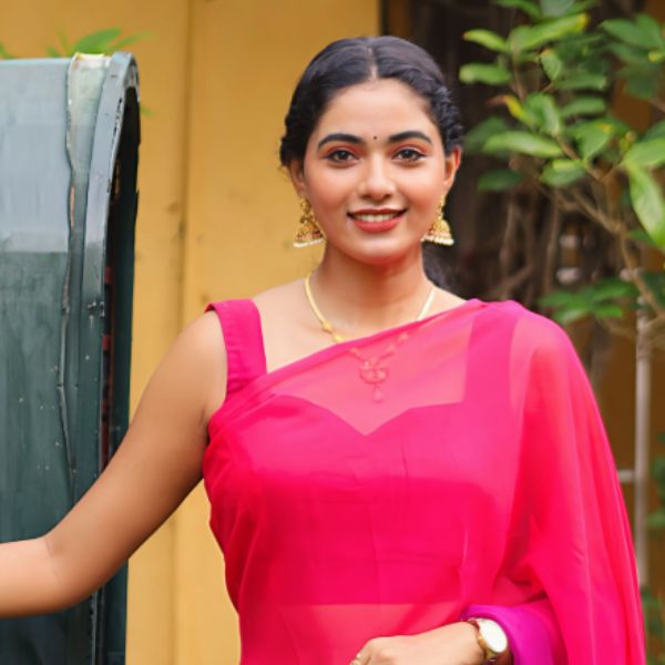 Hunterfly Malavika Induchoodan01 Hunterfly Malavika Induchoodan01