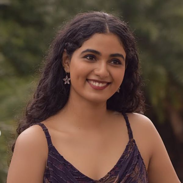 Hunterfly Malavika Induchoodan03 Hunterfly Malavika Induchoodan03