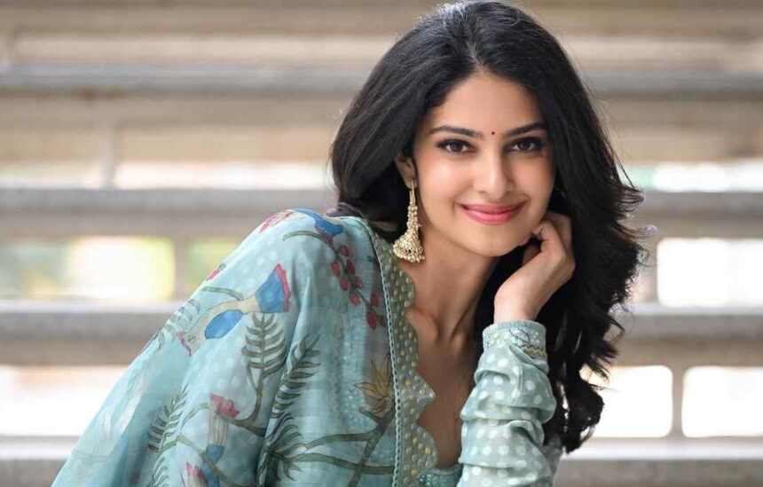 Hunterfly Manasa Varanasi Manasa Varanasi during a beauty pageant and film promotional event