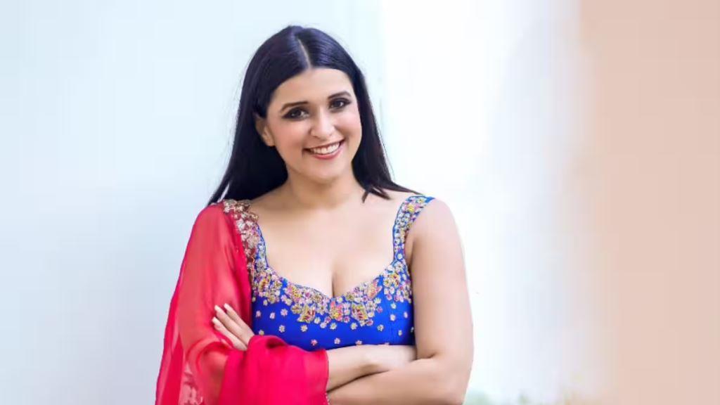 Hunterfly Mannara Chopra03 Hunterfly Mannara Chopra03
