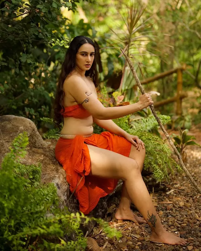 Hunterfly Megha Shukla New Post5223 Hunterfly Megha Shukla New Post5223