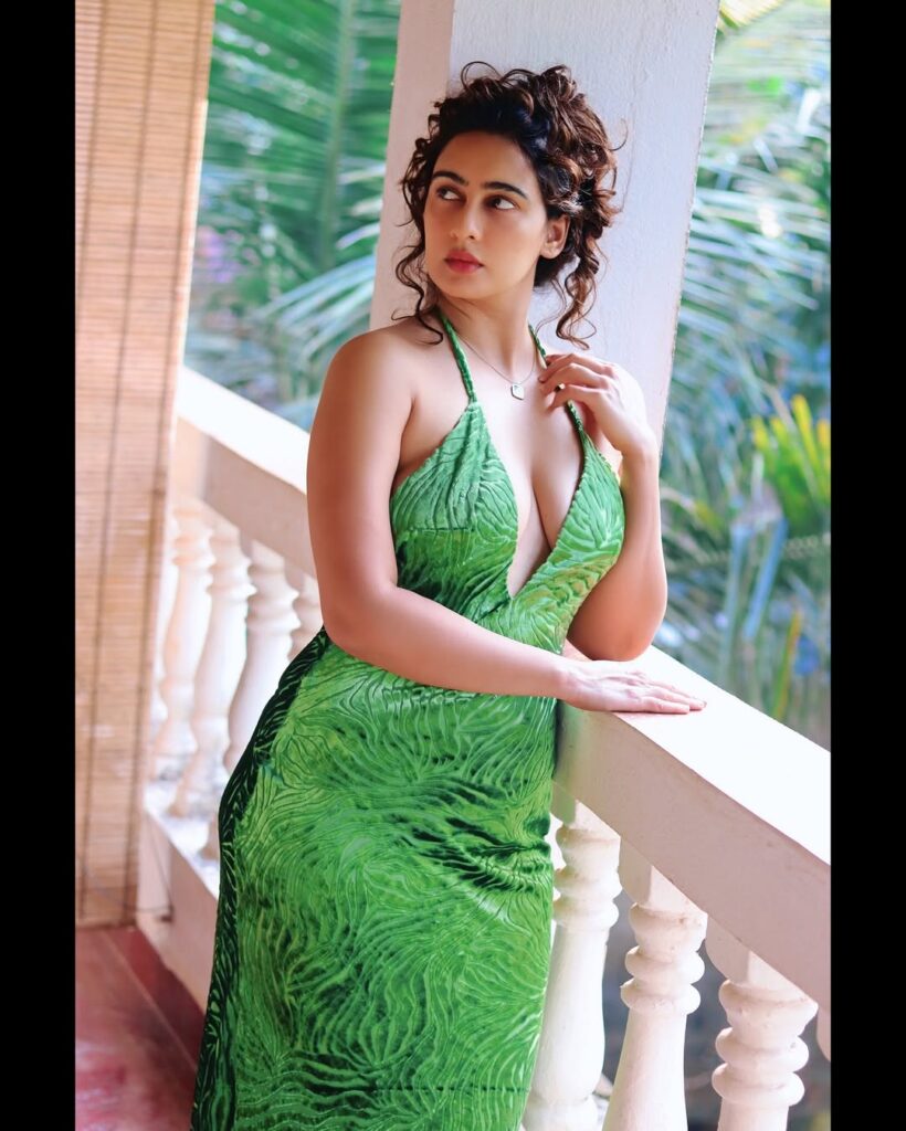 Hunterfly Megha Shukla sets the internet on fire 2121