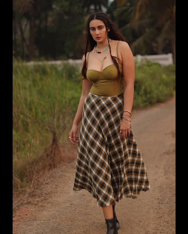 Hunterfly Megha Shukla212213
