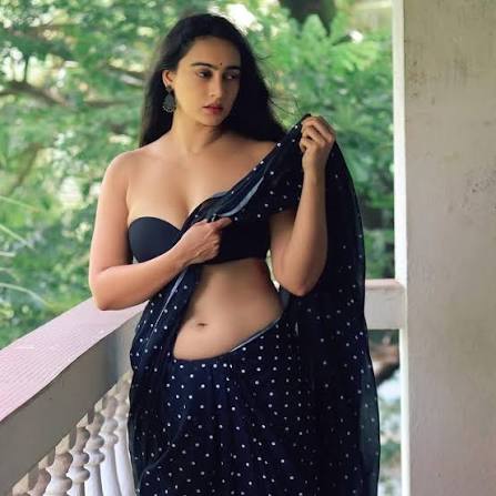 Hunterfly Megha Shuklahjh Hunterfly Megha Shuklahjh