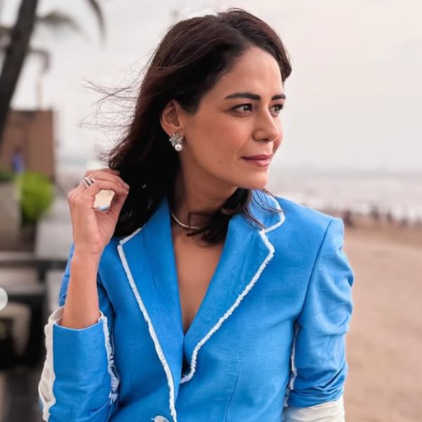 Hunterfly Mona Singh002 Hunterfly Mona Singh002