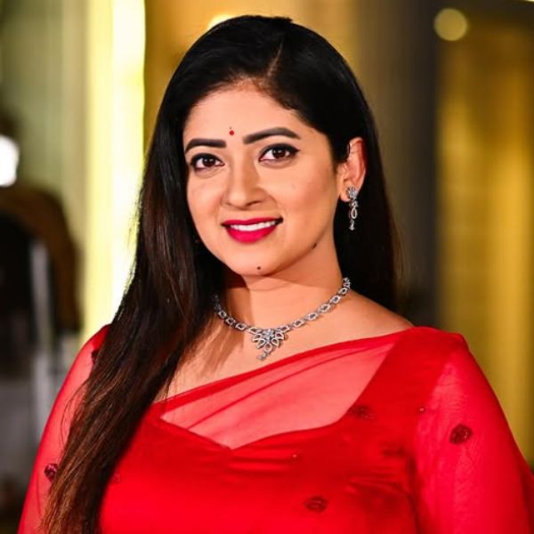 Hunterfly Pallavi Gowda1