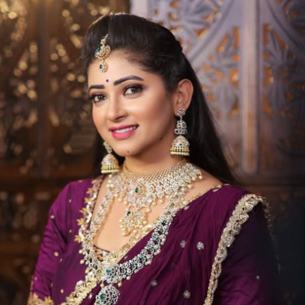 Hunterfly Pallavi Gowda2