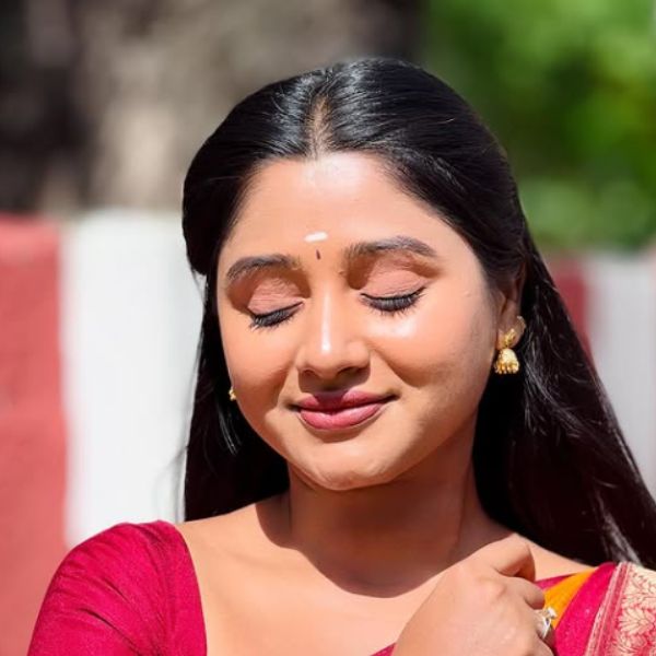 Hunterfly Pavithra B Naik1