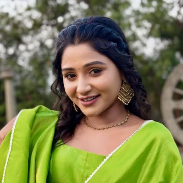 Hunterfly Pavithra B Naik3