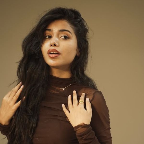 Hunterfly Pragati Verma 01 Hunterfly Pragati Verma 01