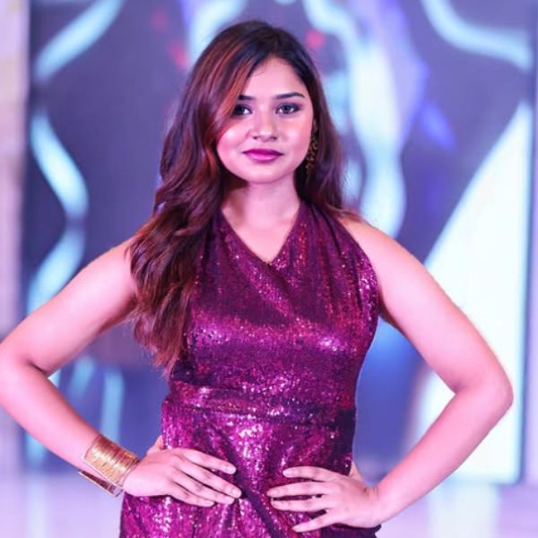 Hunterfly Preethi Spandanah 1 Hunterfly Preethi Spandanah 1