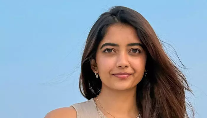 Hunterfly Preethi Spandanah reethi Spandanah actress and Siragadikka Aasai star biography age career and serials