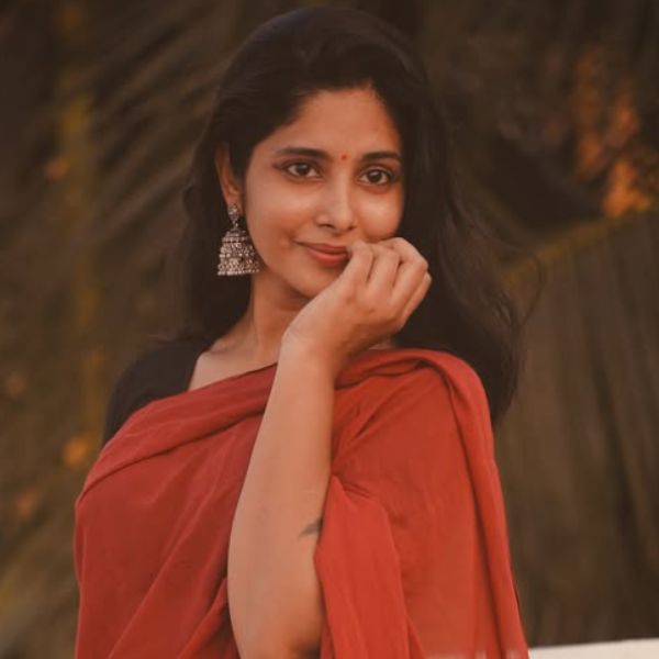 Hunterfly Priya Venkat1 Hunterfly Priya Venkat1