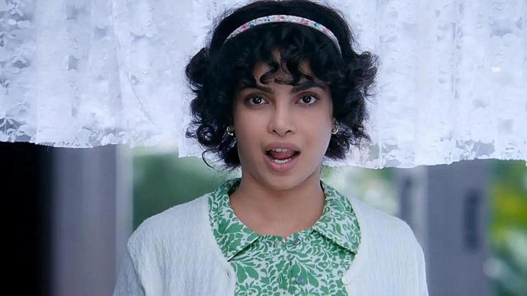 Hunterfly Priyanka Chopra performances 01